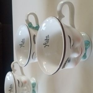 1996 Ltd edition Bailey's cream and sugar bowl w 3 matching tea cups. Vintage